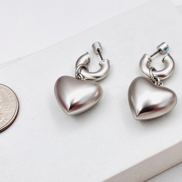 ROXANNE ASSOULIN The Puffy Heart Silver Drop Earrings - Picture 4 of 4